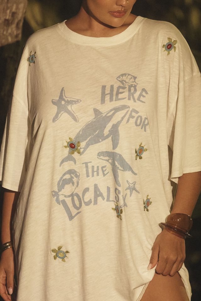 Celandine Turtle Beach Beaded Oversized Tee | Anthropologie