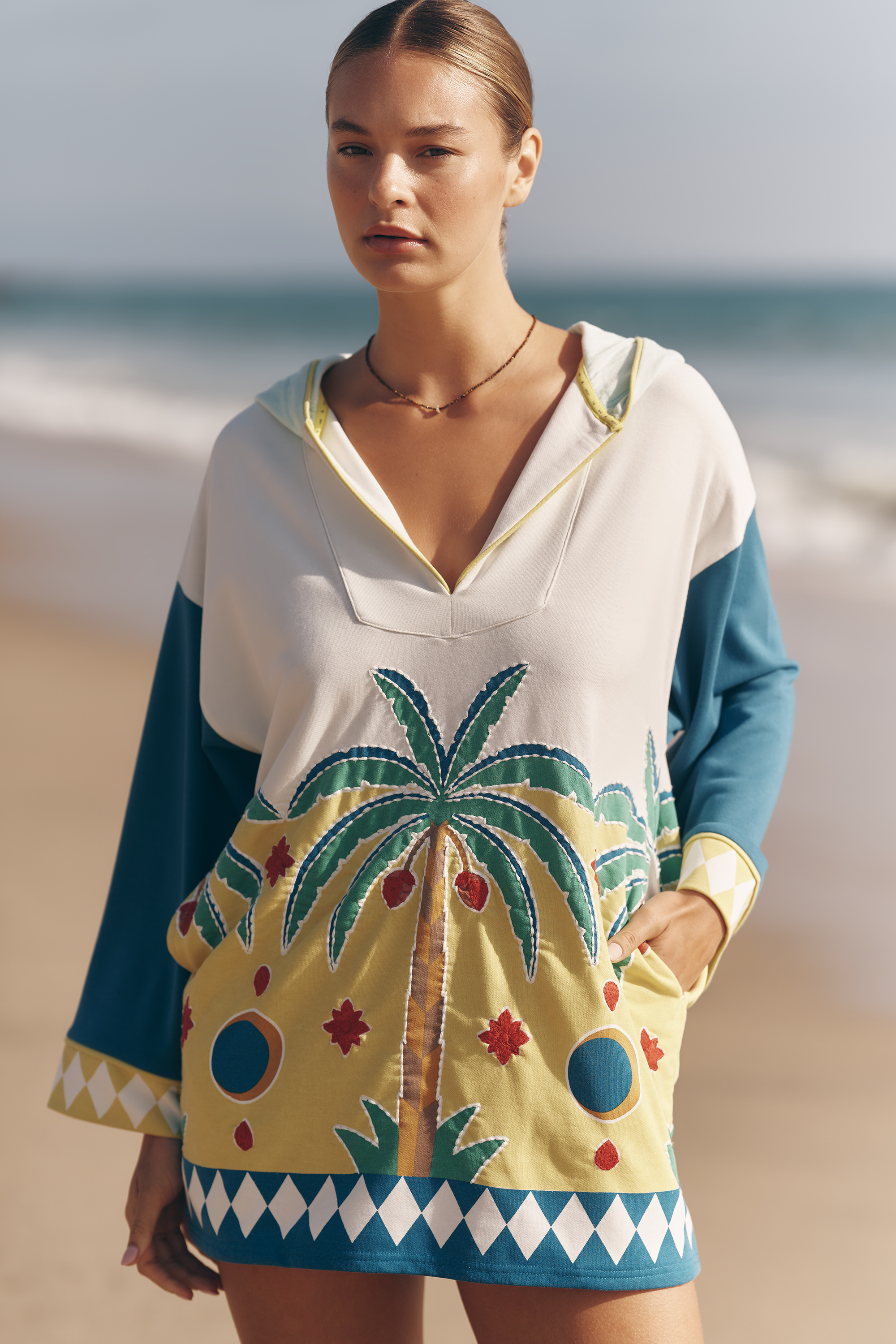 x Tigre Indigo Embroidered Poncho — Image 4