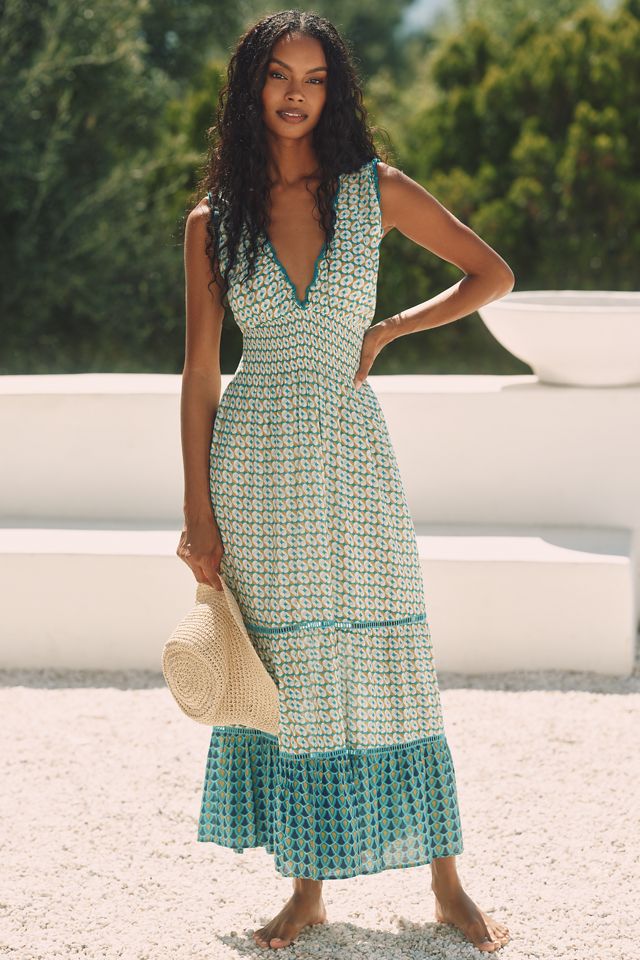 Ro's Garden Hilda Sleeveless V-Neck Midi Dress