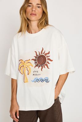 Camiseta Gráfica Oversize Elif de 4th & Reckless
