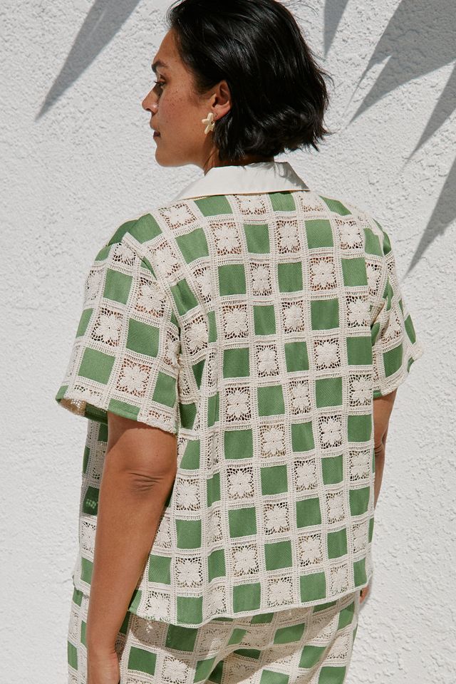 Flat White Short-Sleeve Knit Buttondown Top #5