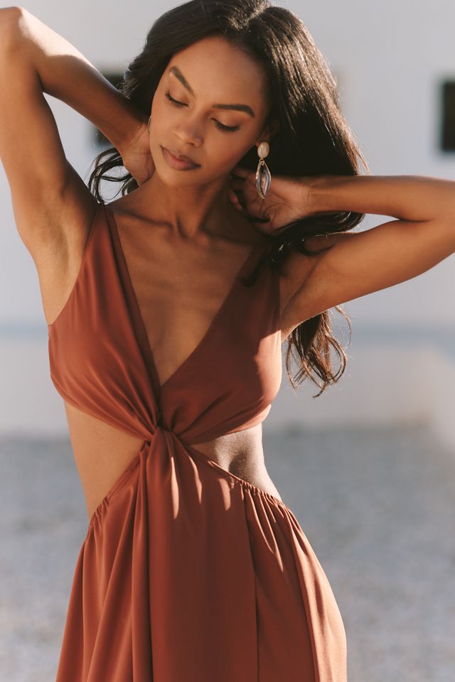 Robe Celandine mi-longue en satin à encolure en V avec torsade frontale #2