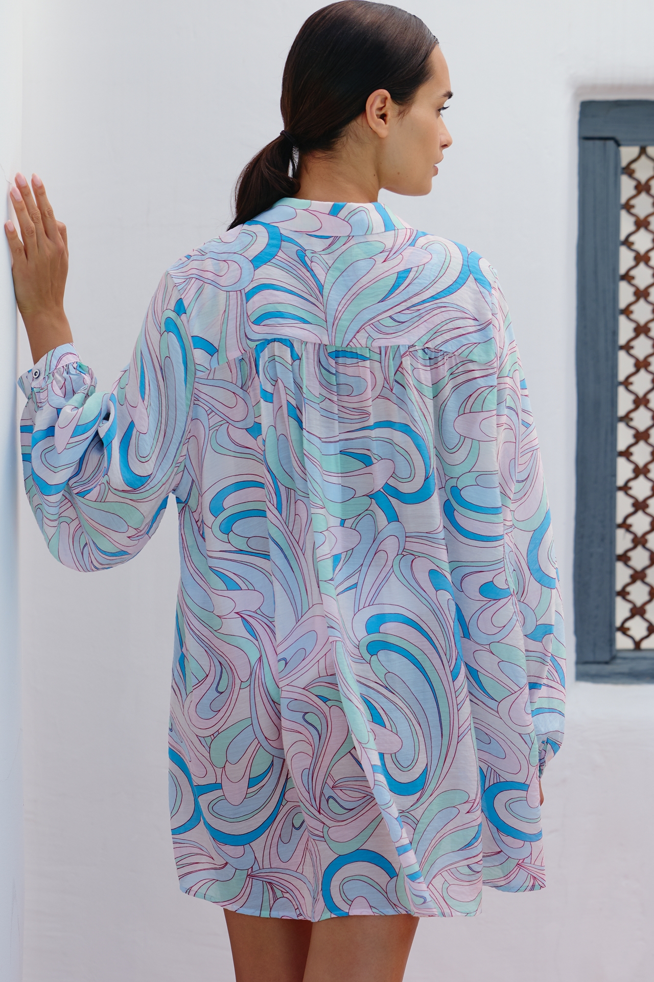 Celandine Puff-Sleeve Longline Buttondown Shirt