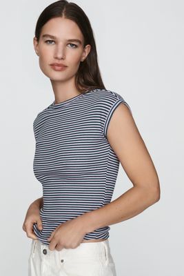 Le T-shirt Baby Muscle à col rond Betty par Maeve