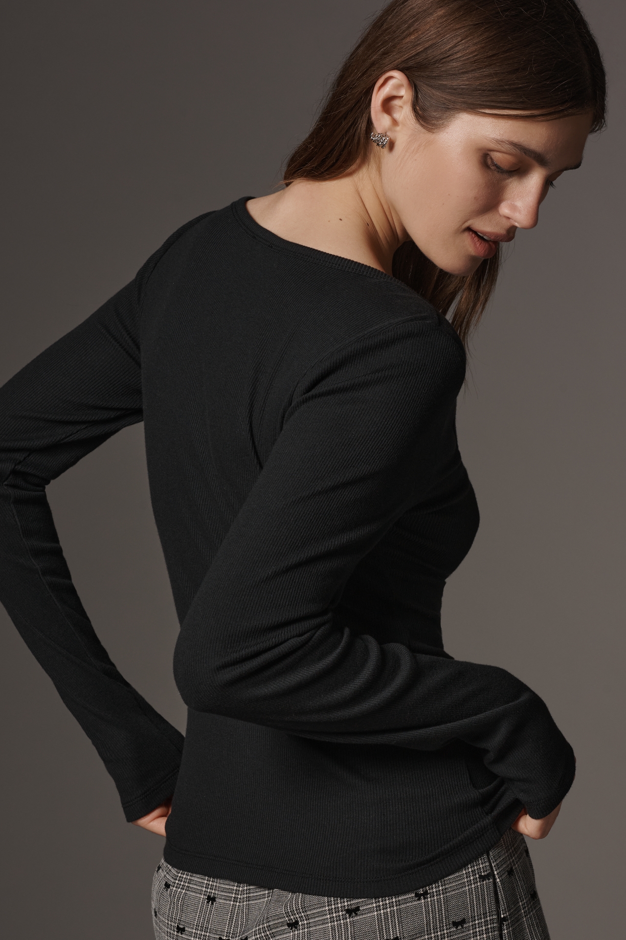 Maeve Long-Sleeve Scoop-Neck Ribbed Tee