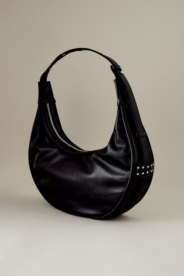 Halbmondförmige Schultertasche aus Leder mit Nieten #7