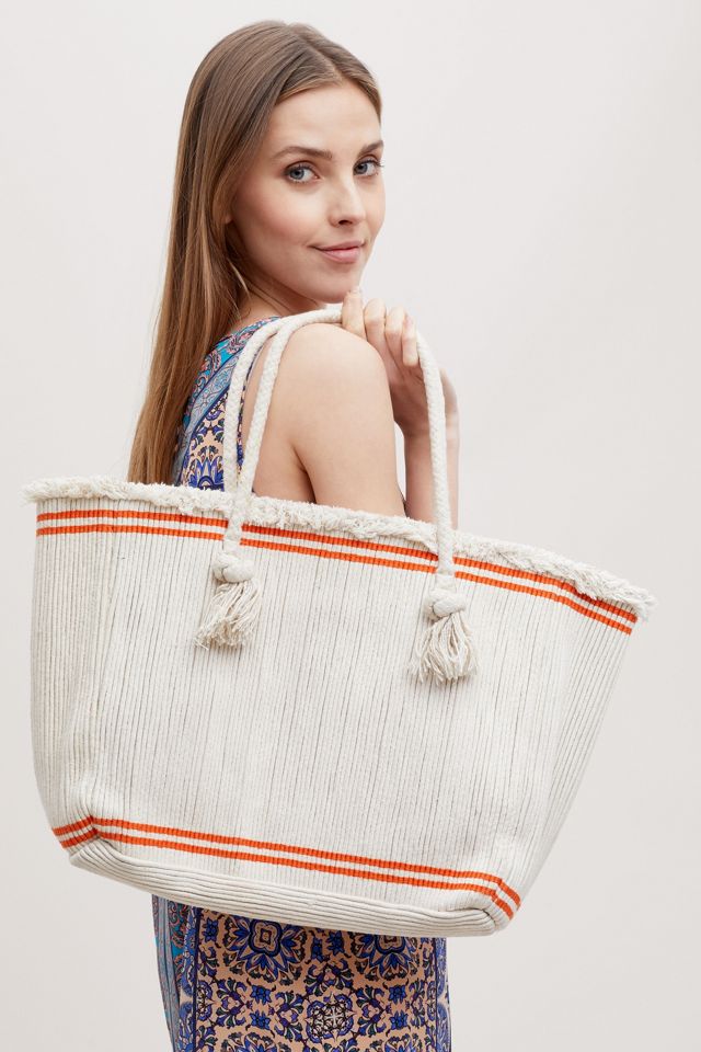 Varuna Bordado Bordado Bordado Trimmed Tote #1