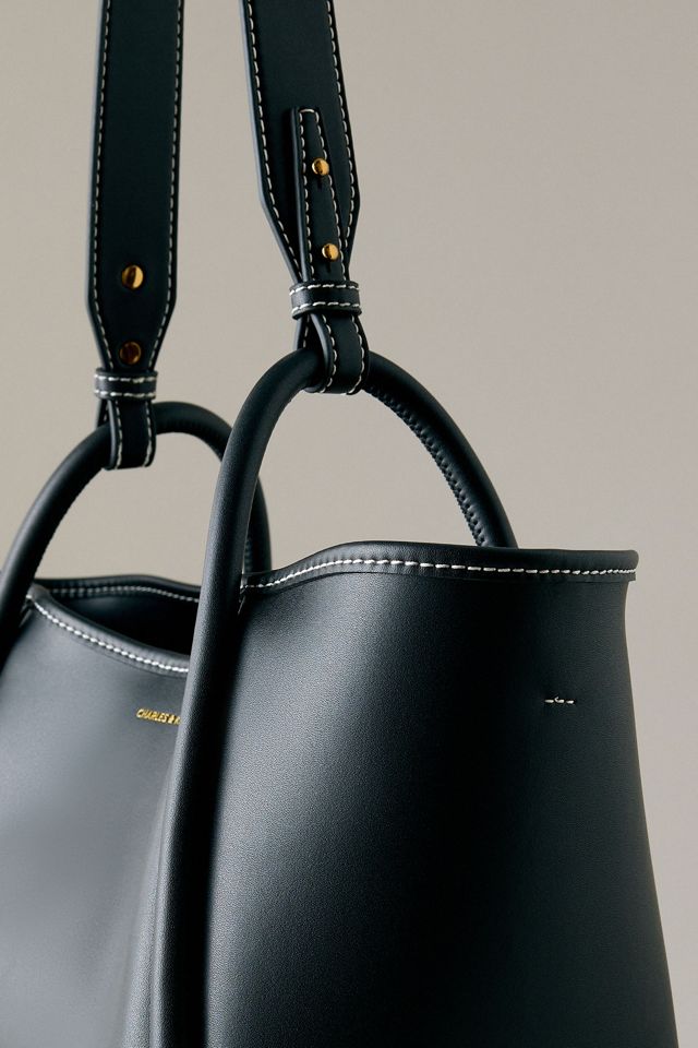 Bolso Tote Tubular Slouchy Charles & Keith #3