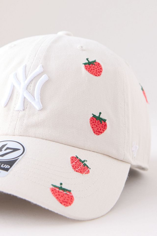 47 Strawberry Embroidered Yankees Baseball Cap | Anthropologie UK