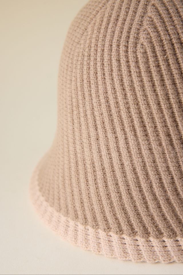 Cappello a Campana Costolato #1