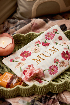 Elizabeth Scarlett Embroidered Mum Everyday Pouch | Anthropologie UK