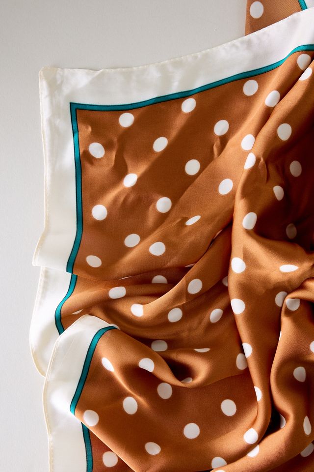 Foulard a Pois #1