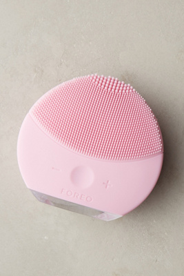 Foreo Luna Mini 2 Pearl Pink Cleansing Brush | Anthropologie