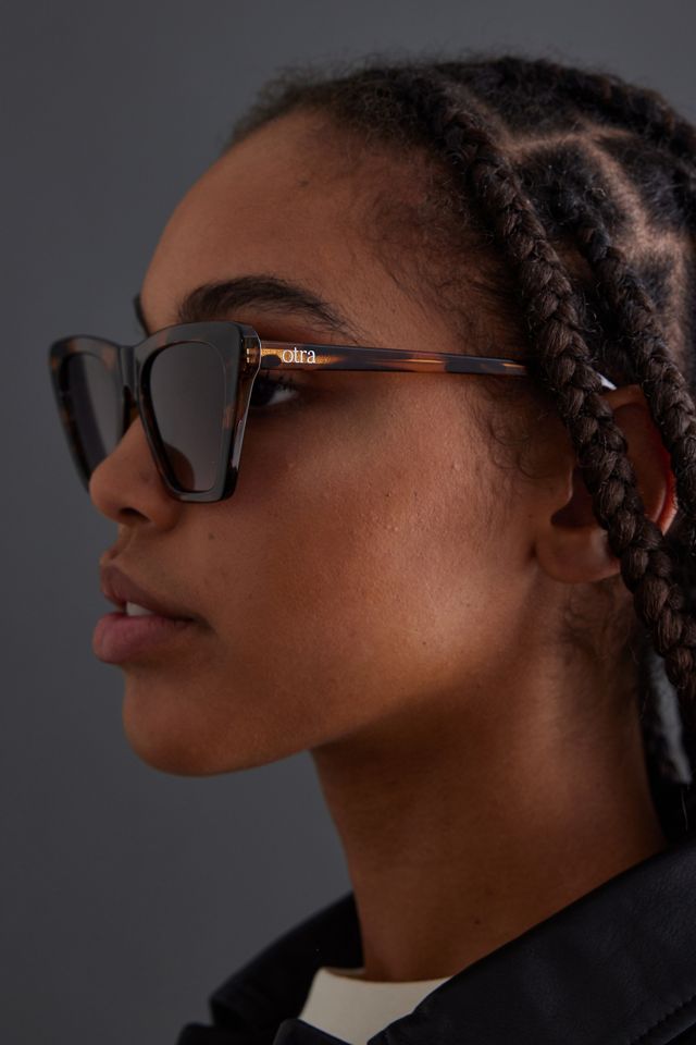 Otra Eyewear Occhiali da Sole Cateye Moderni Anthropologie IT