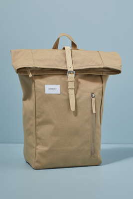 Pliegue de Sandvist sobre la mochila | Anthropologie ES