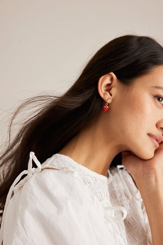 Boucles d'oreilles créoles fraise #1