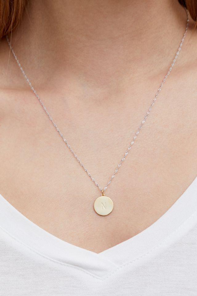 Collier avec disque et initiale #6