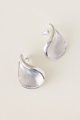 Aretes Acanalados en Forma de Lágrima