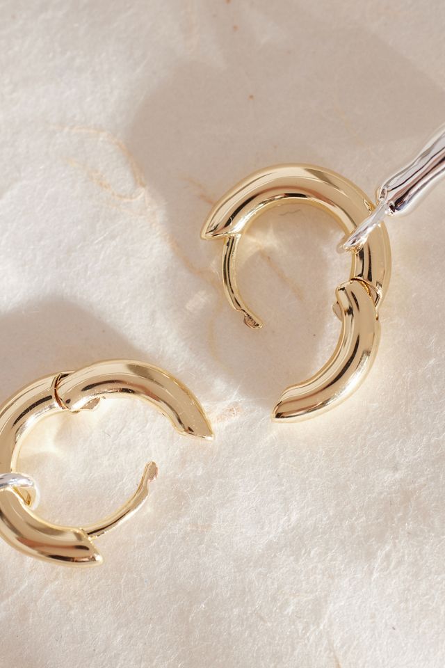 Boucles d'oreilles monogramme en métal mixte #2