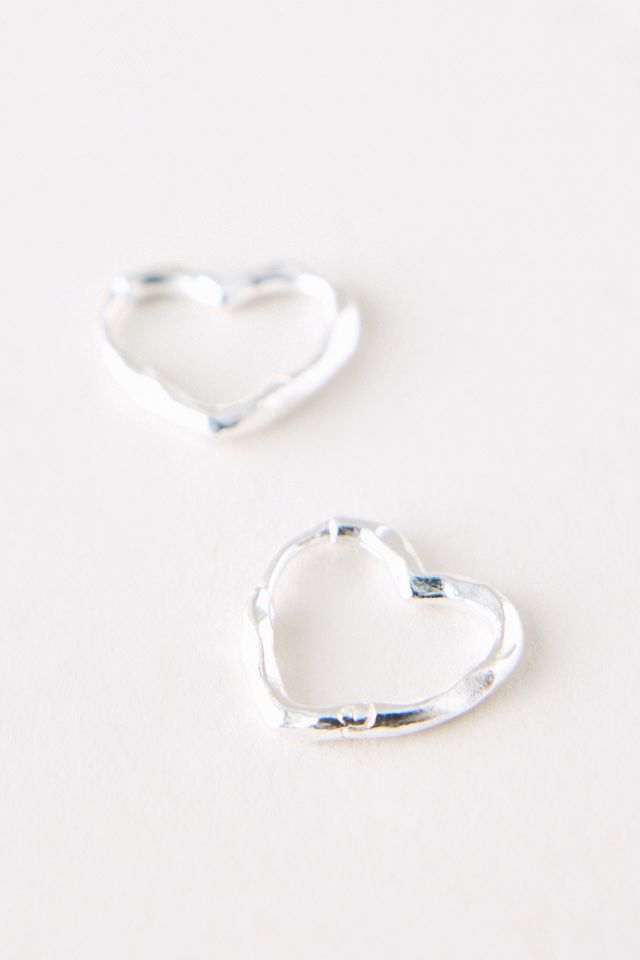 Aretes de Aro Pequeños en Forma de Corazón ENAMEL Copenhagen #1