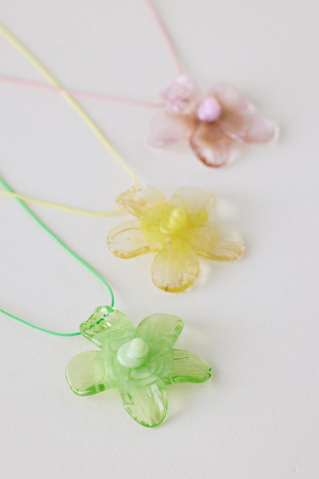 Levens Jewels Hibiscus Necklace #1