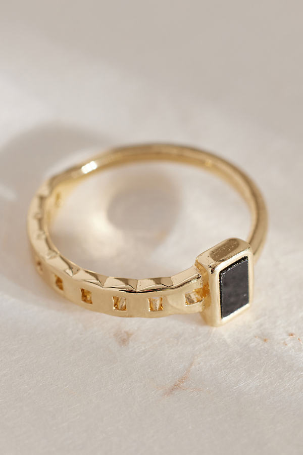 Square-Stone Link Ring