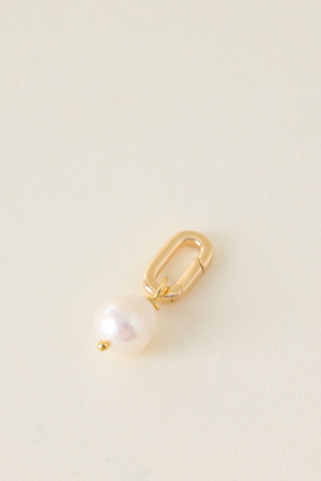 frkl Pearl Drop Charm  #1
