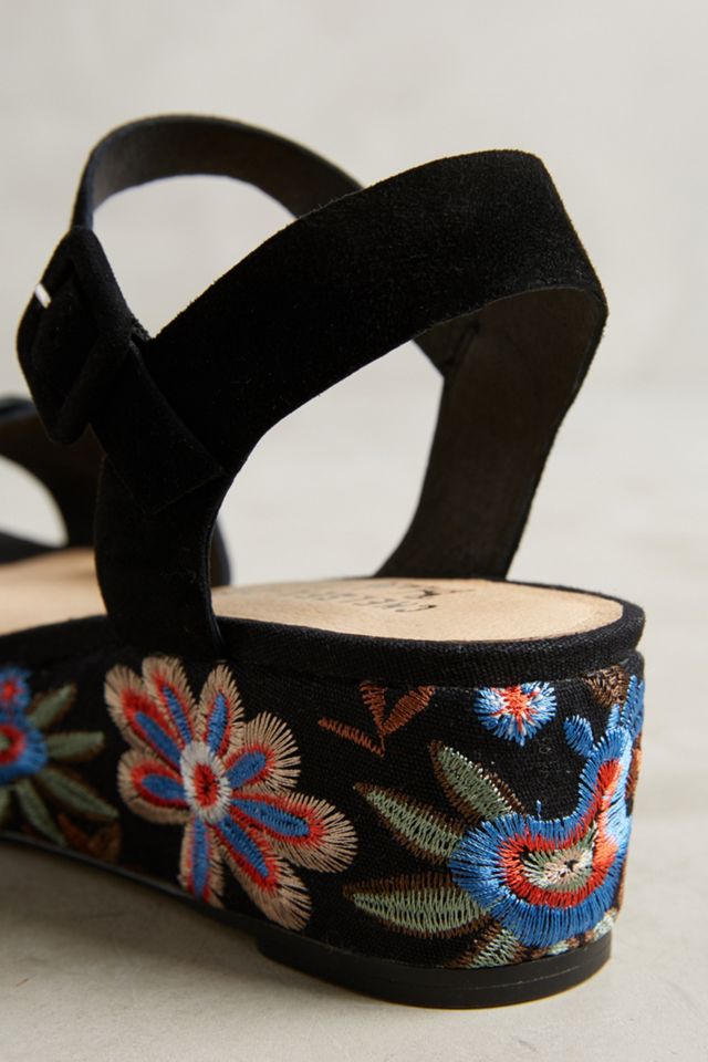 Chelsea Crew Embroidered Floral Sandals #4