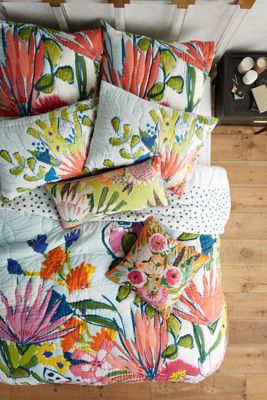 Lulie Wallace Floral Quilt