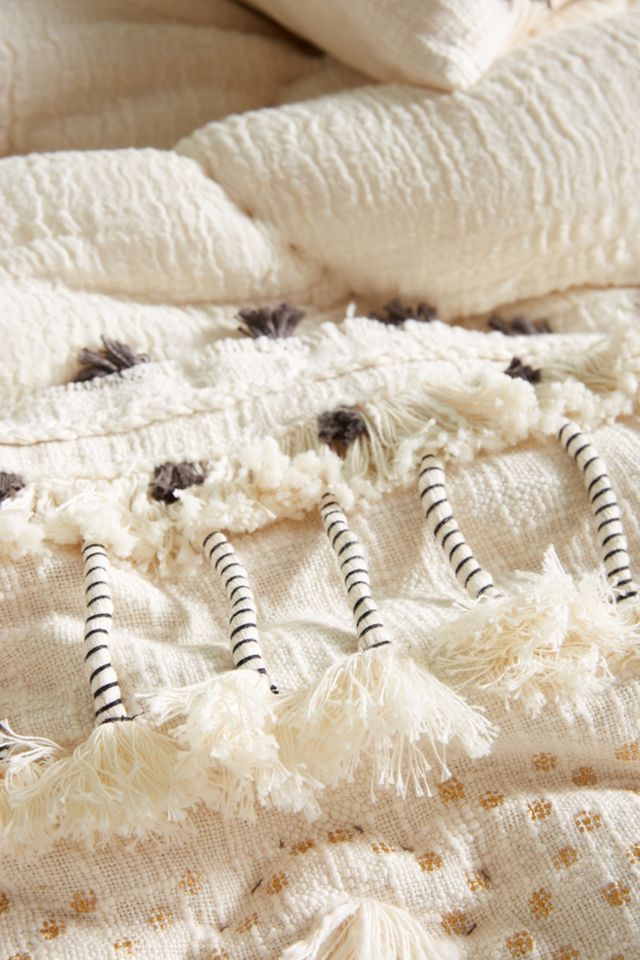 Tufted Pointilliste Quilt #1