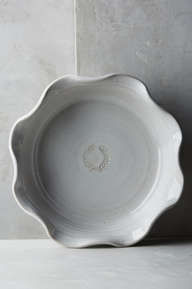 Laurel Pie Dish