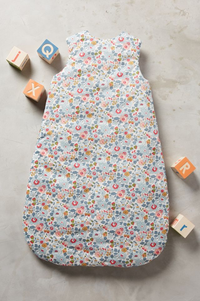 Small Bouquets Sleeper #1