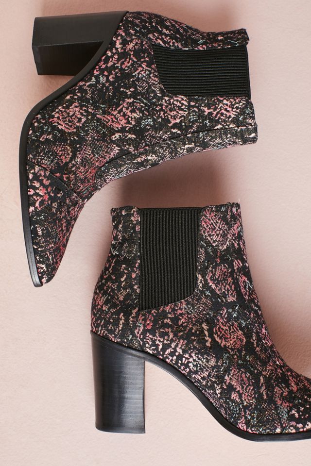 schutz chelsea boots
