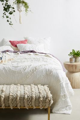 Textured Medallion Quilt