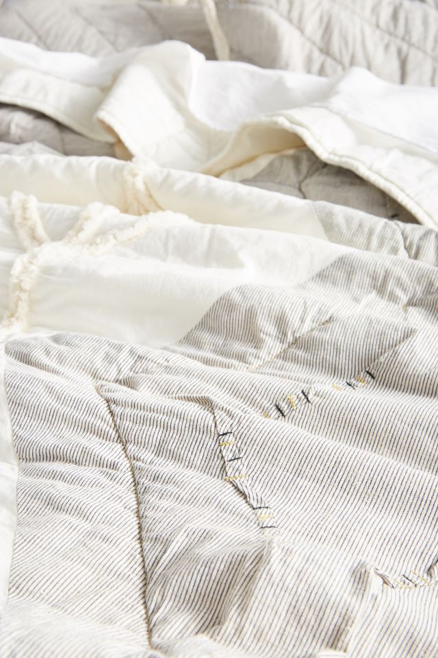 Tufted Banksia Quilt #1