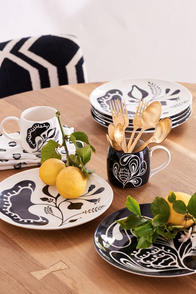 Queensland Plate | AnthroHome
