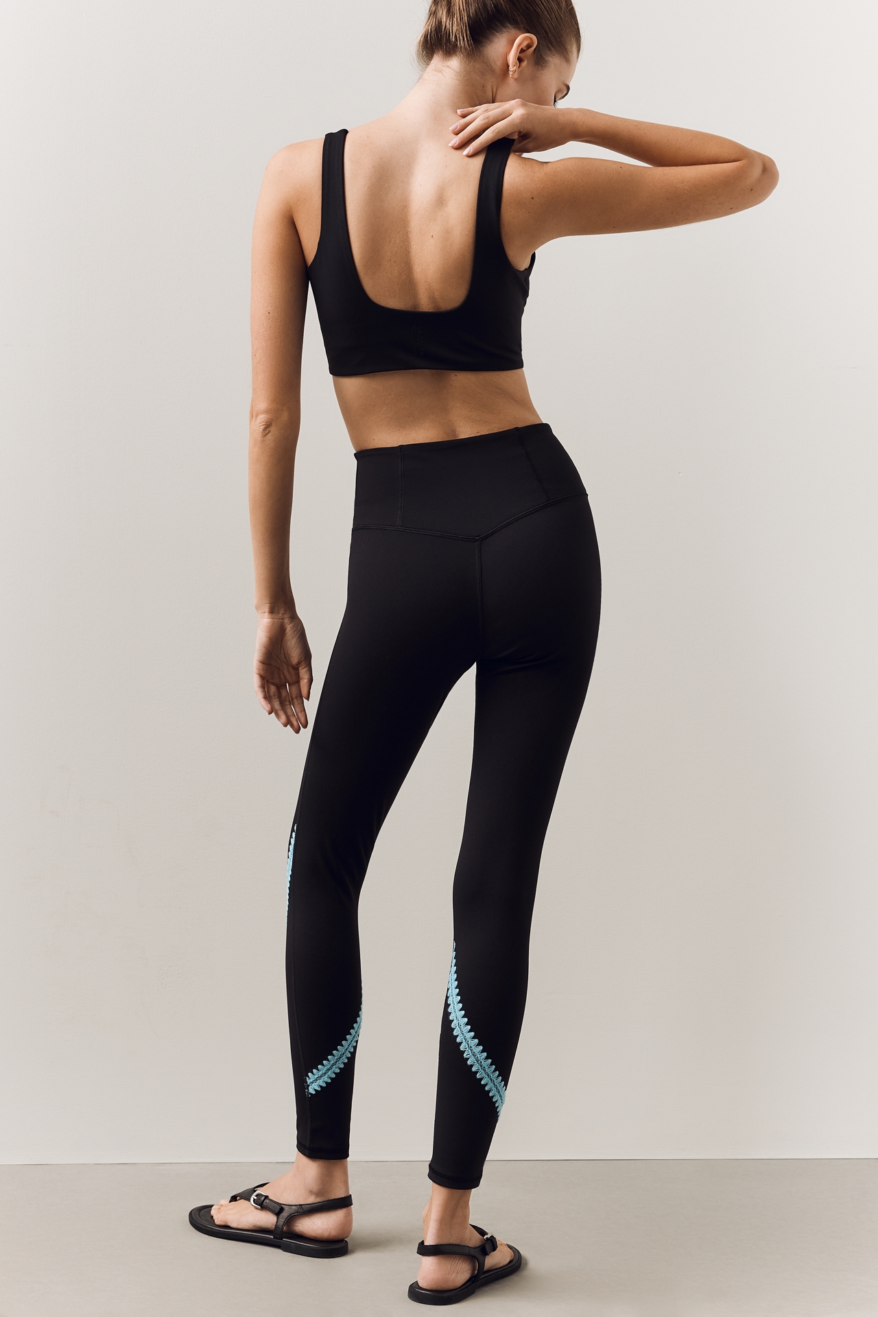 Spiritual Gangster Lotus Leggings