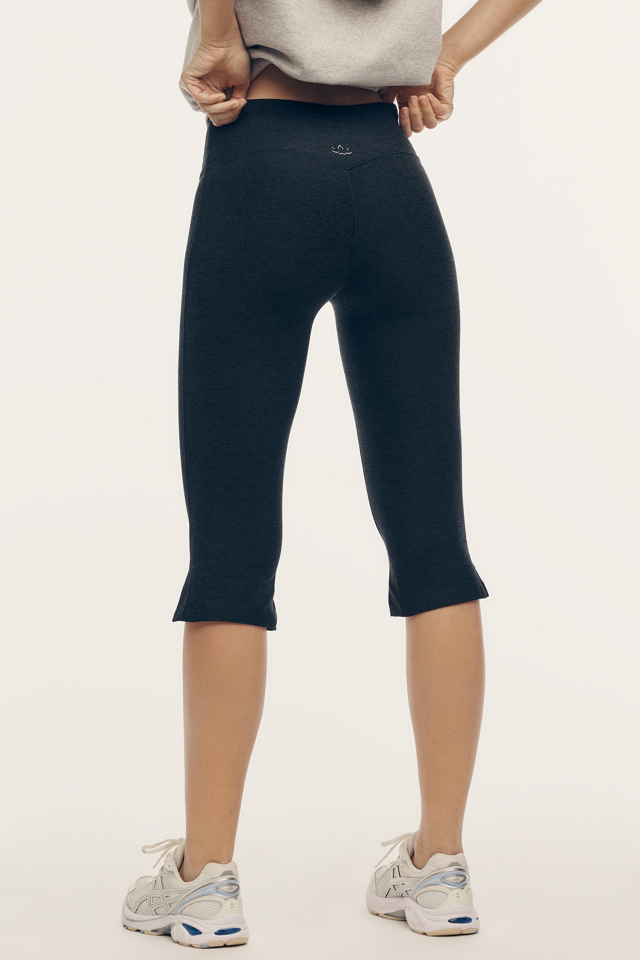 Beyond Yoga Spacedye Slit Pedal Pusher Leggings