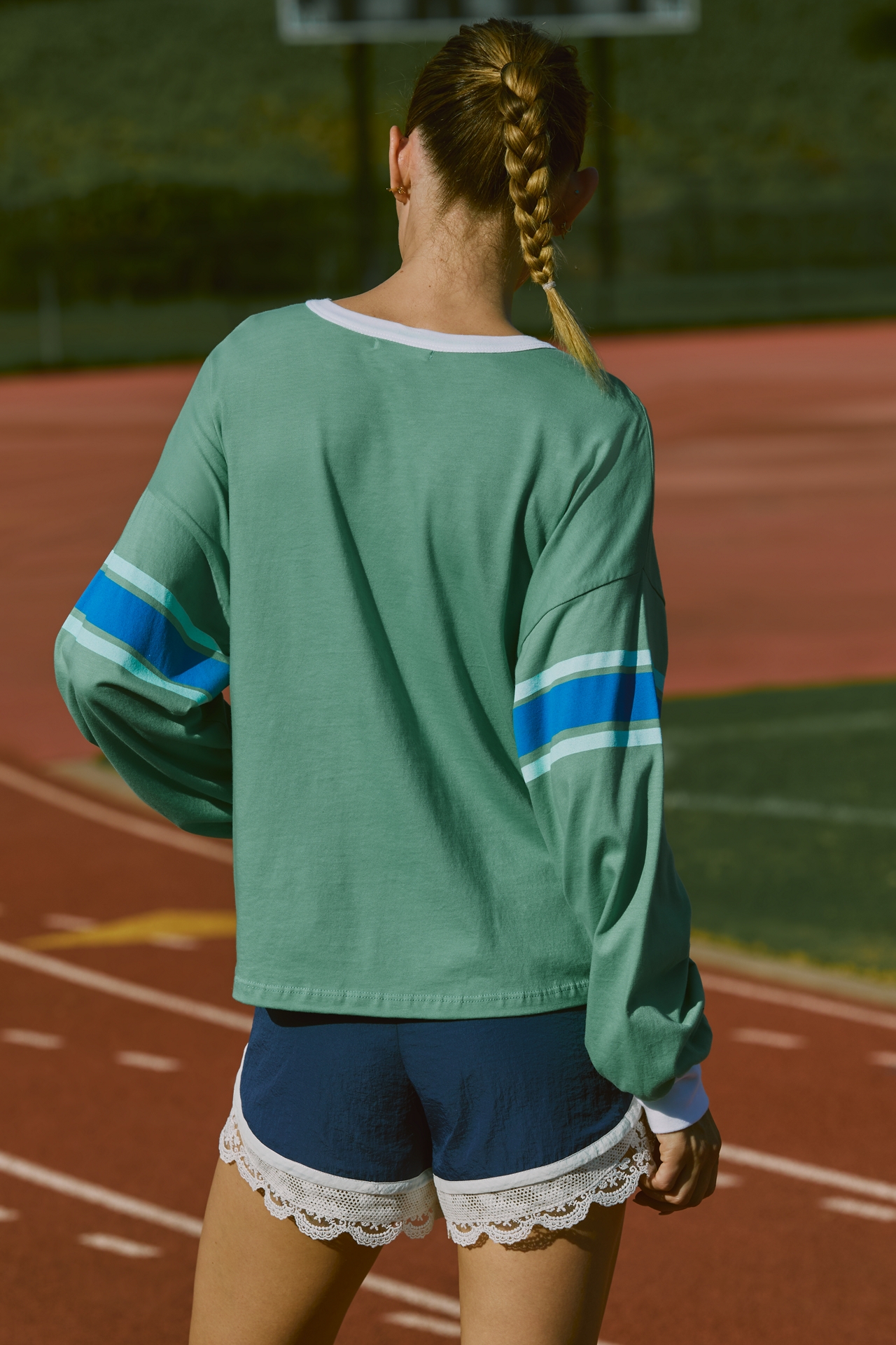 Sundry Long-Sleeve Graphic Boyfriend Top