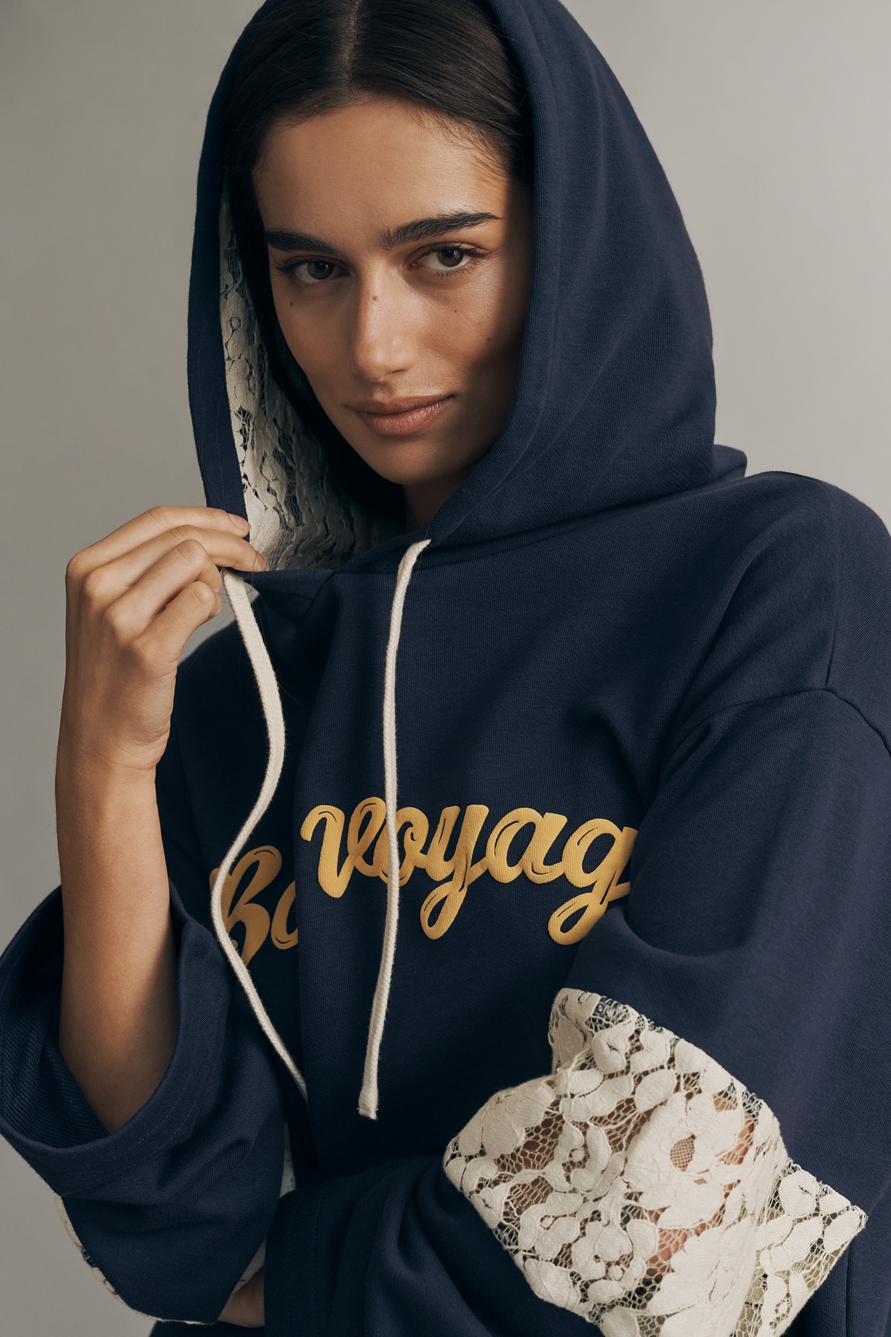 Daily Practice High Bar Hooded Pullover