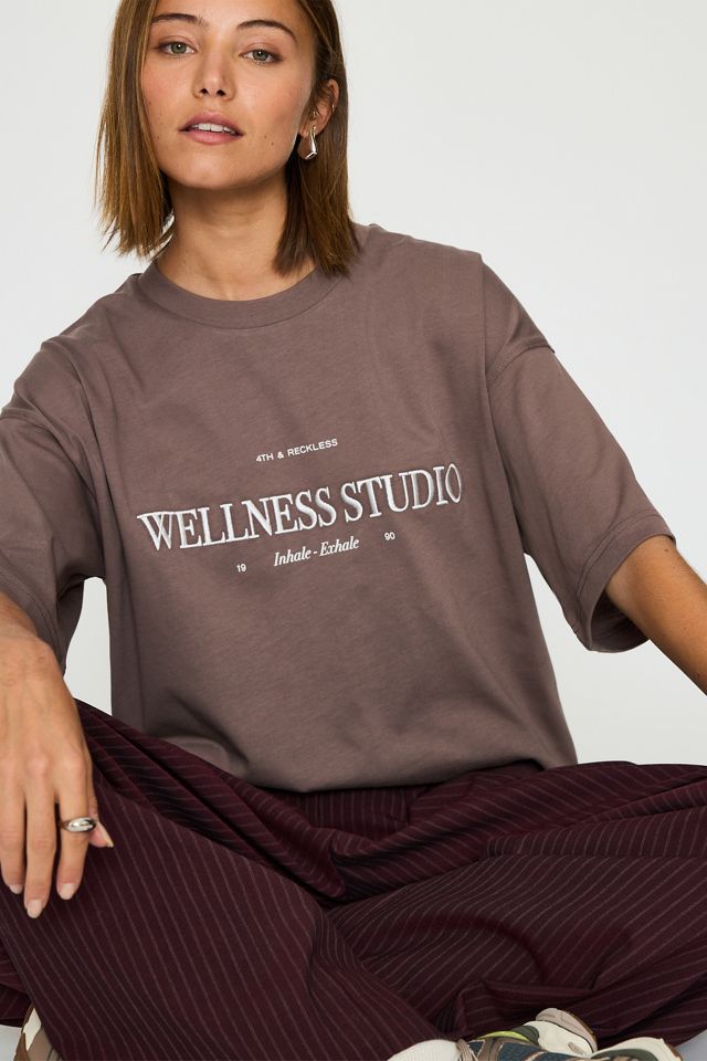 Camiseta con Bordado Wellness Naya de 4th & Reckless #2