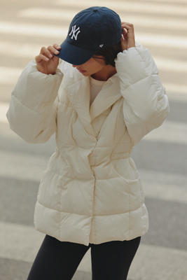 Varley Kaia Quilted Hooded Jacket In White