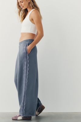 Daily Practice Lace Joggers
