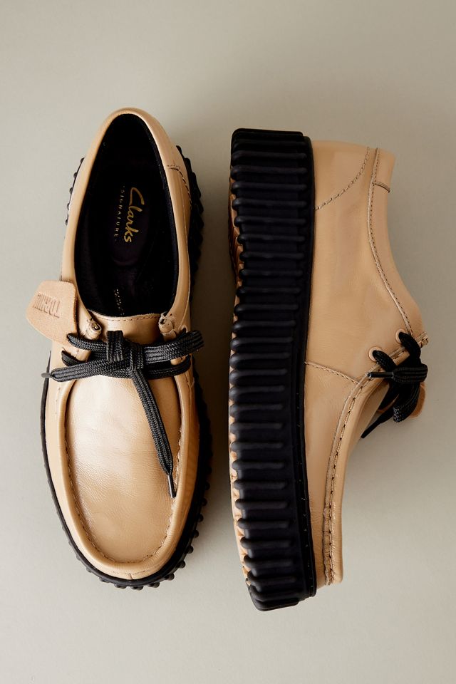 Clarks Torhill Bee Leather Shoes | Anthropologie UK