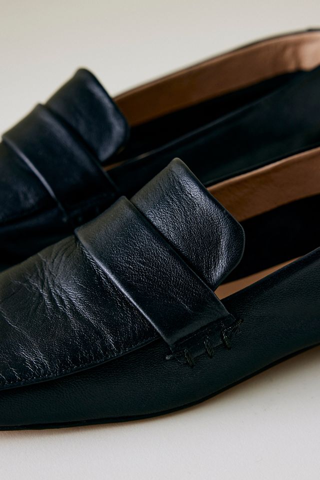 Intentionally Blank Pinky Loafers #2