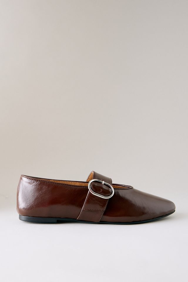 Intentionally Blank Vartan Flats #1