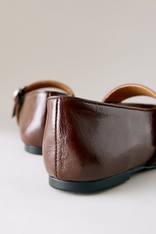 Intentionally Blank Vartan Flats #3
