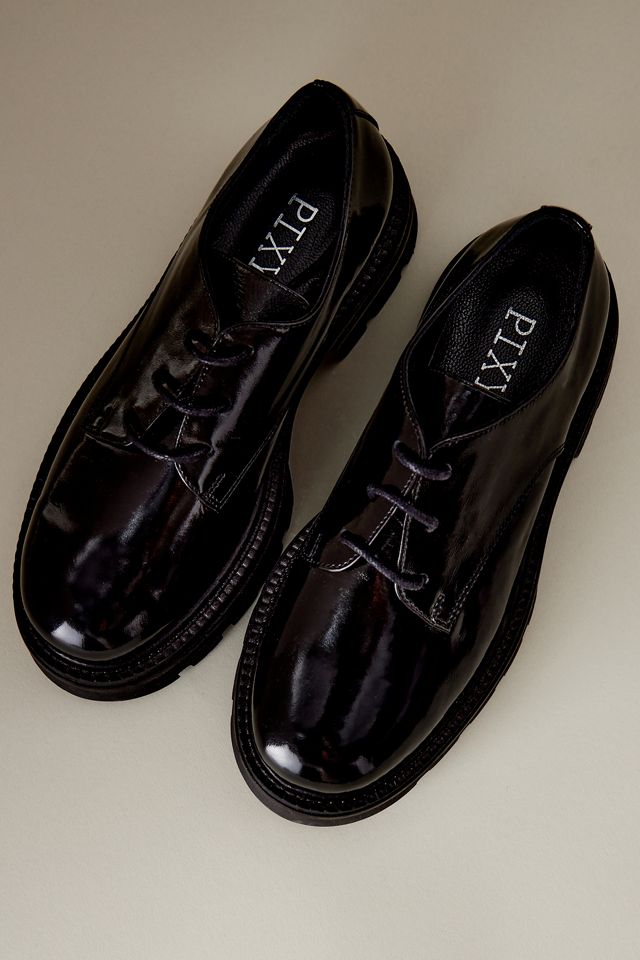 Pixy Oxford Budapester aus Lackleder mit Plateausohle #1