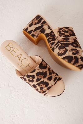 Mules a semelle plateforme en tissu eponge motif leopard Beach by Matisse Anthropologie FR