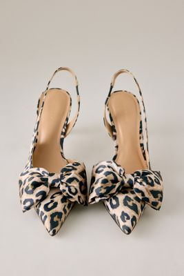Tacones Destalonados con Lazo de Satén de Leopardo By Anthropologie